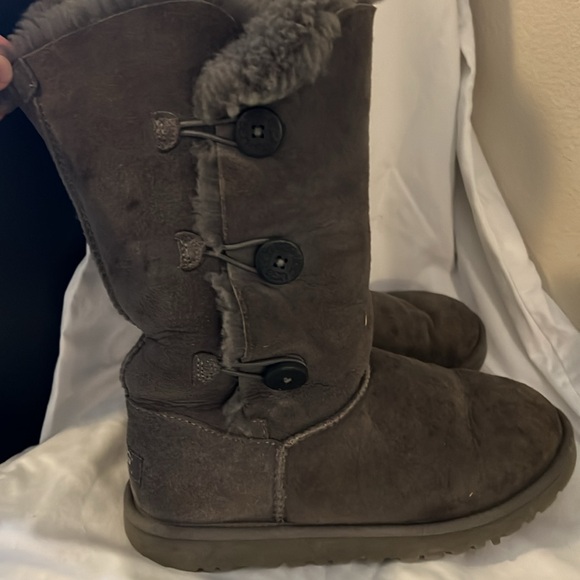 Ugg boots size 6 - Picture 5 of 6